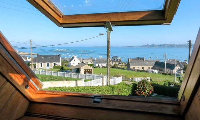 Tredrez-Locquemeau Casa | Maravillosa casa de vacaciones privada para 4 personas con terraza