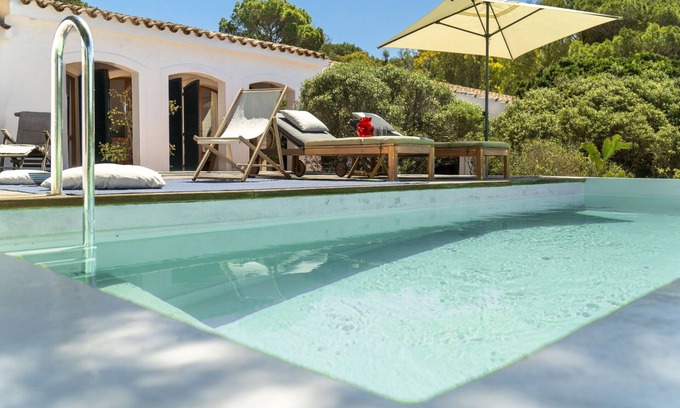 Porto Pinetto Villa | Estupenda casa de vacaciones privada con WIFI, piscina privada, TV, patio y vista panorámica