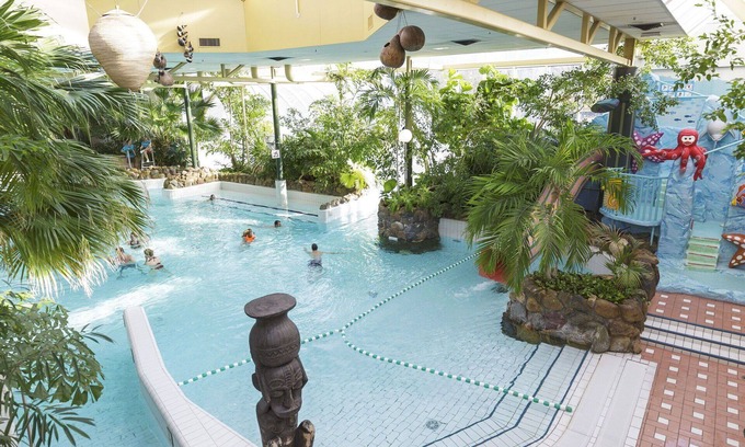 America Casa | Estupenda casa de vacaciones privada para 6 personas con WIFI, piscina, TV, terraza y aparcamiento