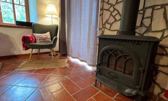 Stupná Casa | Estupenda casa de vacaciones privada para 5 personas con WIFI, TV, terraza y mascotas permitida