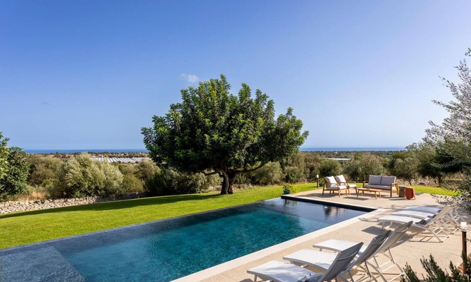Modica Villa | Preciosa casa de vacaciones privada con piscina privada, WIFI, A/C, TV, terraza y mascotas permitida