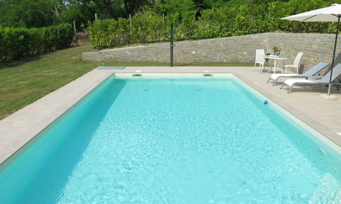 Vesime Casa | Maravillosa casa de vacaciones privada con WIFI, piscina privada, TV, patio y mascotas permitida