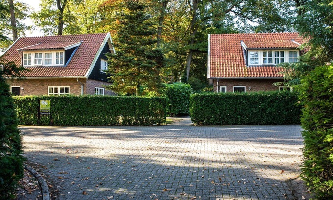 Losser Casa | Wonderful private villa for 16 guests with WIFI, TV, terrace and parking