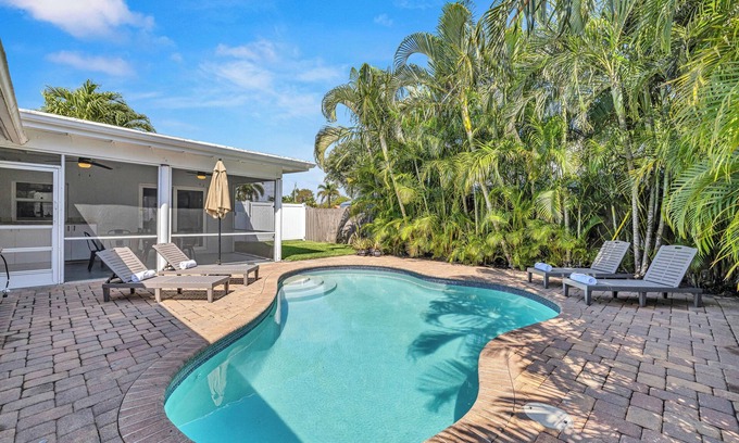 Tropic Palms Casa | Wonderful Tropical Pool House In Delray Near Ocean - 3 Bedrooms - Private Pool