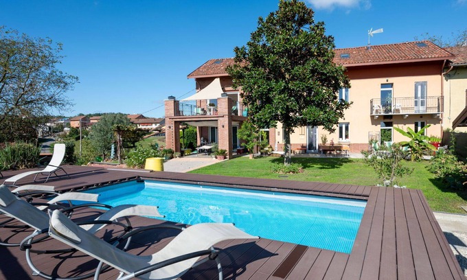 San Damiano dʼAsti Casa | Estupenda casa de vacaciones para 10 personas con piscina privada, A/C, WIFI y patio
