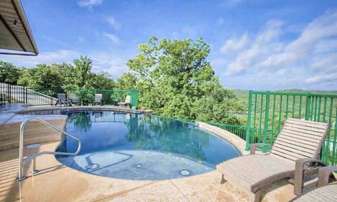 Indian Point Condominio | Wonderful Views! Perfect Location to SDC
