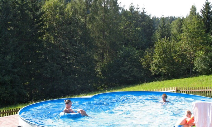 Oberkreuzberg Casa | Estupenda casa de vacaciones para 6 personas con piscina, WIFI, TV y terraza