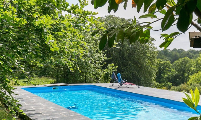 Guimaec Villa | Estupenda casa de vacaciones con WIFI, piscina, TV, patio, vista panorámica y aparcamiento