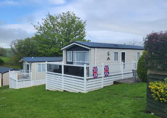 Bridport Otro | Wood Farm Holiday Park