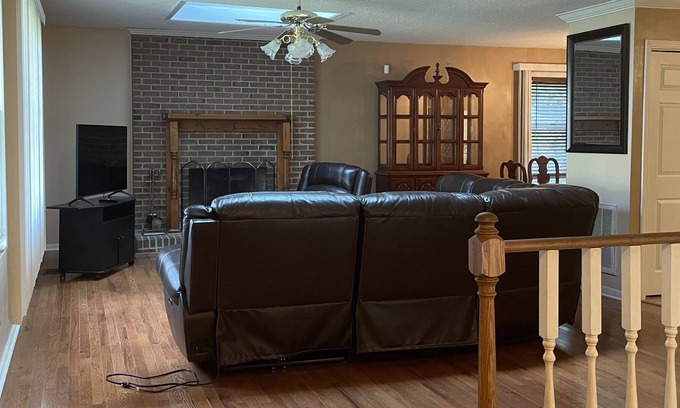 Easley Casa | Wooded retreat with huge deck and screened-in porch!