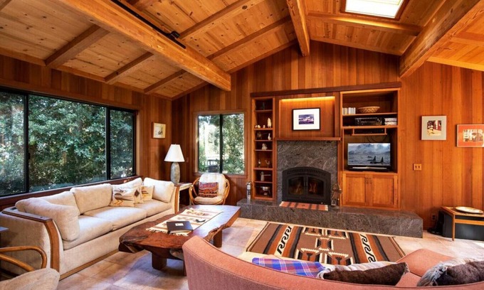 Inverness Casa | Vistas al agua desde tu almohada