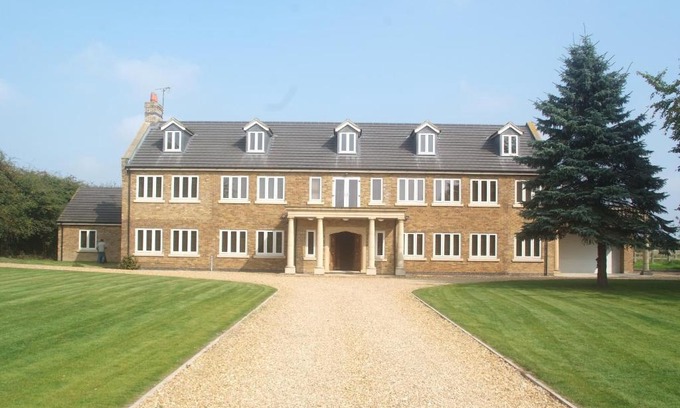 Spalding Hotel | Woodhouse Farm Lodge