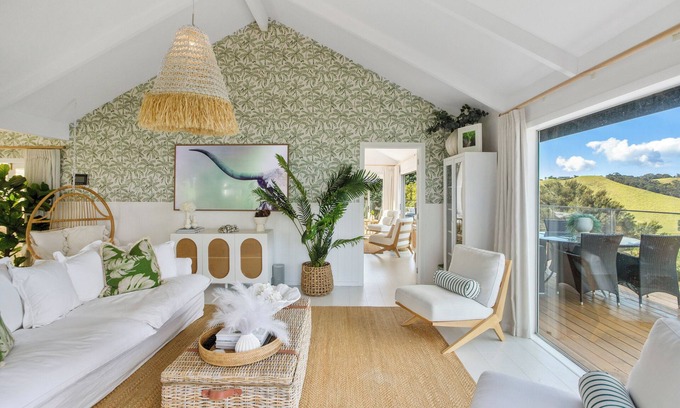 Waiheke Island Casa | Woodside Bay Estate - Stay Waiheke