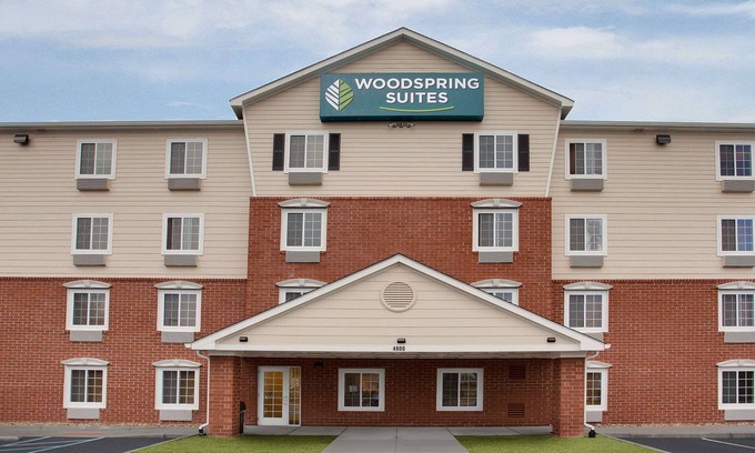 Norfolk - Virginia Beach Hotel | WoodSpring Suites Virginia Beach