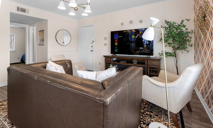 College Station Apartamento | Woodstock:2nd Floor, walk to A&M