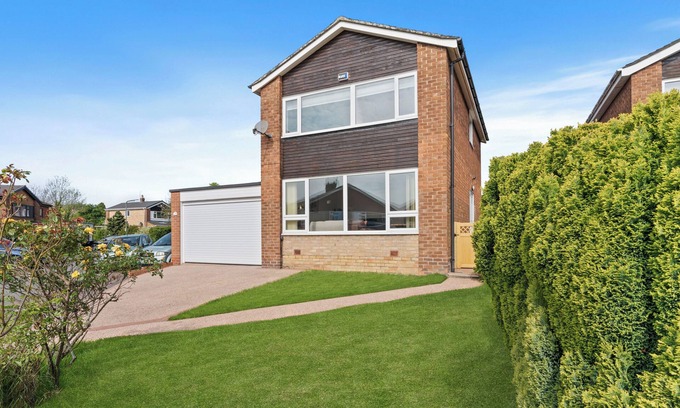 Wylam Casa | Woodvale Gardens, Wylam Village, Sleeps 6