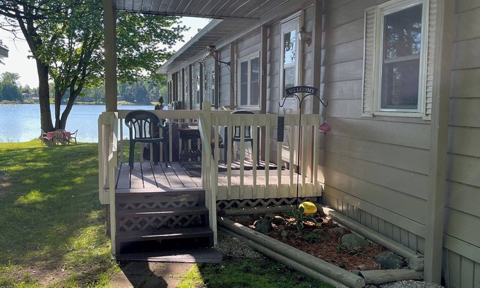 Northeast Michigan Casa | Woodward Lake Sanctuary - Perfect Getaway Minutes From Town