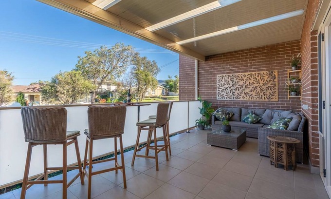 Woonona Casa | Woonona Waves - Luxury just moments from the beach