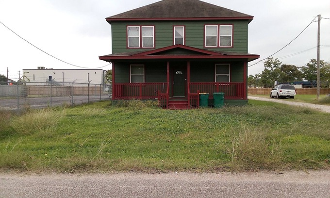 Texas City Apartamento | Workers & Families Welcome! Close to NASA.