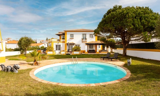 Ulgueira Otro | Writer's Cottage Luxury Home Inspiration