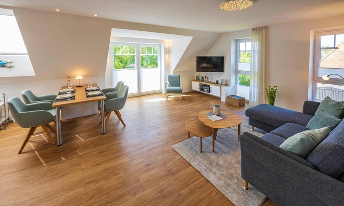 Neu Hauen Apartamento | Wunderschöne Obergeschosswohnung in Greetsiel