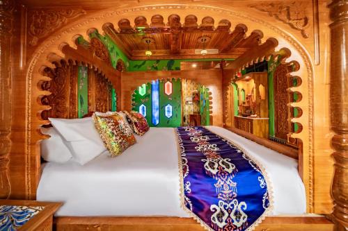 Yining Casa | Wusong Guyi Western Regions Designer Courtyard