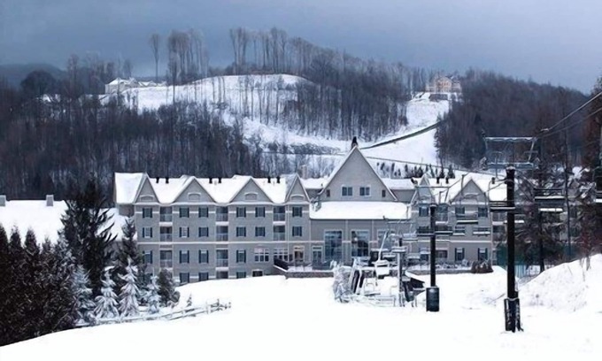 Hancock Condominio | Bentley Brook Mountain Club en Jiminy Peak