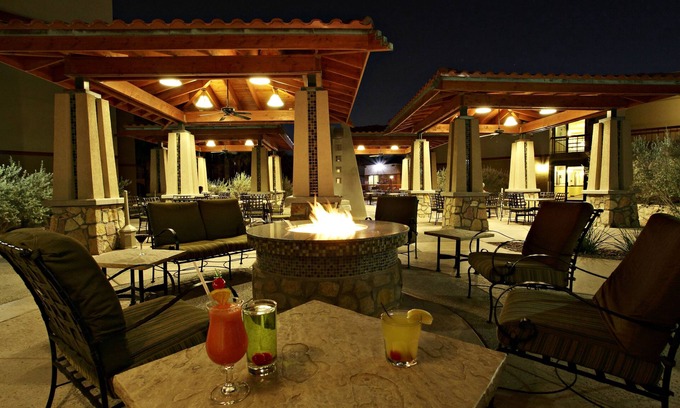 Biggs Field Hotel | Wyndham El Paso Airport Hotel & Waterpark