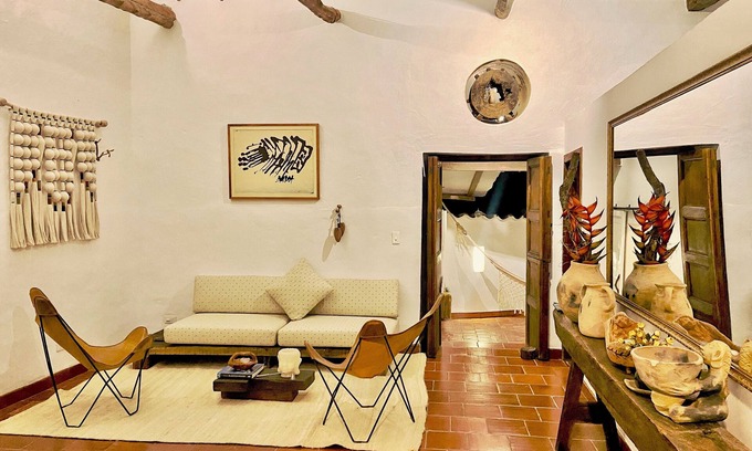 Barichara Casa | XVII Century Home with Contemporary Renovations!