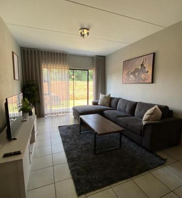 Germiston Apartamento | Yanaz Place