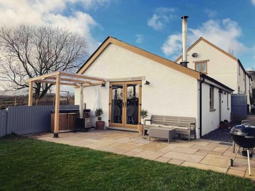 Longtown Casa | Yarlington Dairy