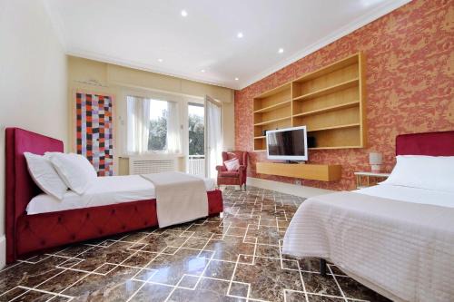 Quartiere XVII Trieste Apartamento | YCH-Elegante appartamento vicino Villa Ada