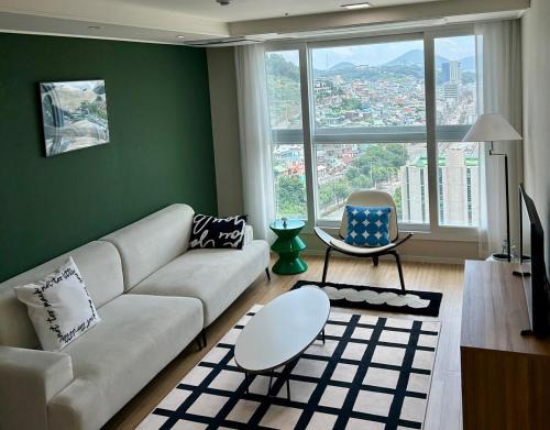 Wagol Apartamento | YEOSU Night Sea, Hotel Bedding