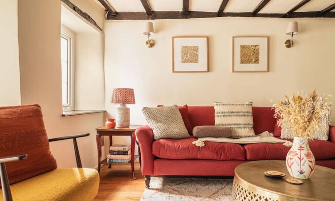 Penrith Casa | Yew Tree: Historic Georgian Farmhouse, Ellonby