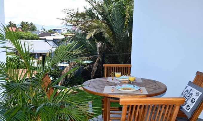 Saint-Pierre De La Reunion Apartamento | YLANG YLANG, encantador estudio - piscina y parking