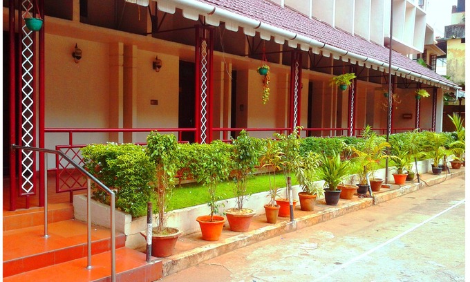 Kochi Hotel | YMCA International House