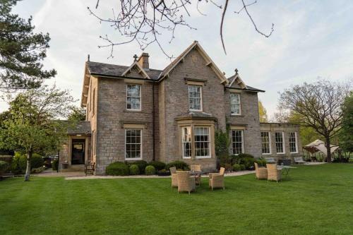 Bainbridge Hotel | Yorebridge House