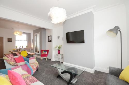 Heworth Casa | York Boutique House- spacious & stylish with free parking