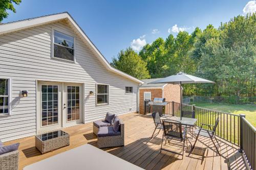 York Casa | York Farmhouse Hideaway Near Lake Redman