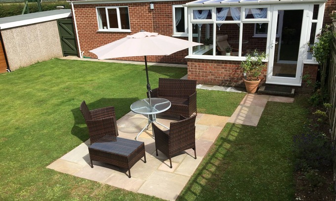 Nafferton Casa | Yorkshire Wolds Spacious Modern Holiday Bungalow