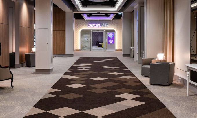 Le Mesnil-Amelot Hotel | YOTELAir Paris CDG - Transit Hotel