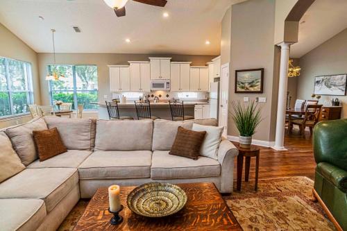 St. Augustine Casa | You're On Island Time in this 4 BR in Quiet Neighb