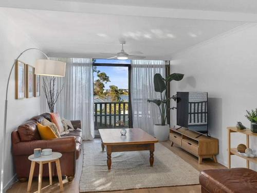 Nagambie Casa | Young unit3 Lake Access