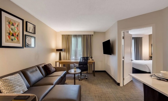 Mount Tabor Complejo | Your Home Away From Home! Fully-equipped Kitchen, Free Breakfast, Pets Allowed!