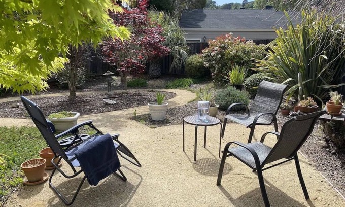 Corte Madera Condominio | Your Sanctuary in Marin County with easy commute to San Francisco!