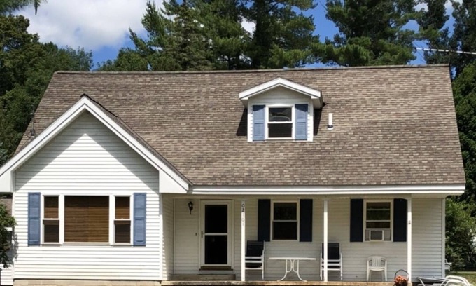 Walloon Lake Casa | Your Walloon Home Away From Home Summer rents from Friday to Friday