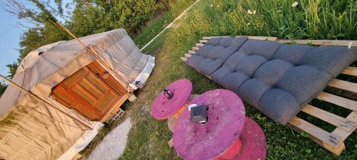 Bannost Otro | Yourtes 6 personnes proche provins et disney