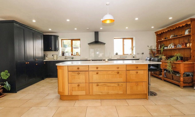 Penmon Cabaña | Yr Hen Dairy