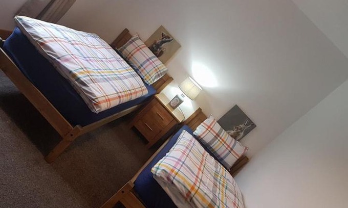 Inverurie Apartamento | Yvi's 2-3 Bedroom Town Apartment