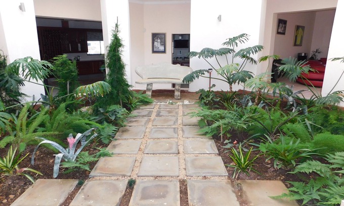 Pretoria Casa | Phoka House es una bonita casa ubicada en el campo, lejos de la bulliciosa ciudad.